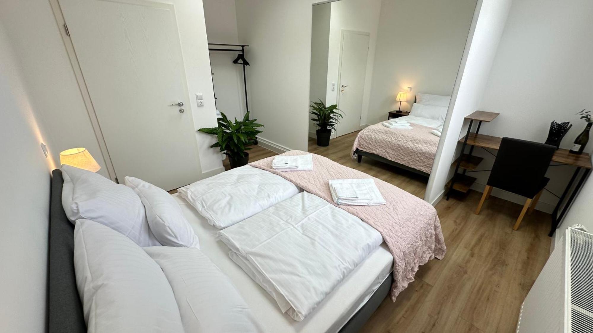 Das Loft - Sauna - 4 Schlafzimmer - 2 Baeder - Stadtmitte - 2 Parkplaetze Speyer Exterior photo